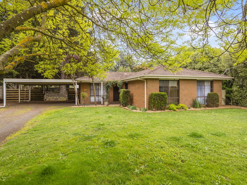 3 White Avenue, Romsey