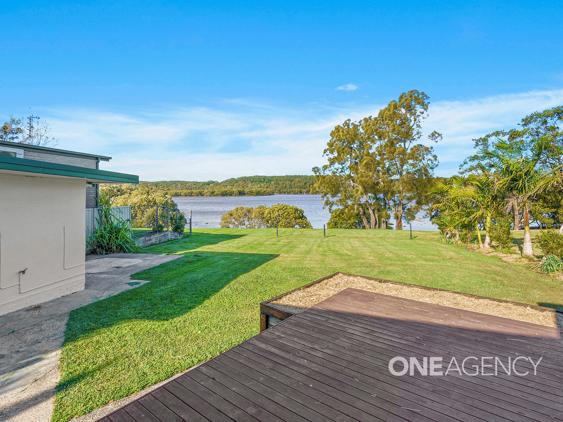 16 Crookhaven Drive, Greenwell Point