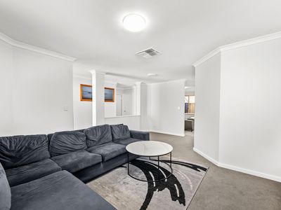 11B Tea Tree Way, Thornlie