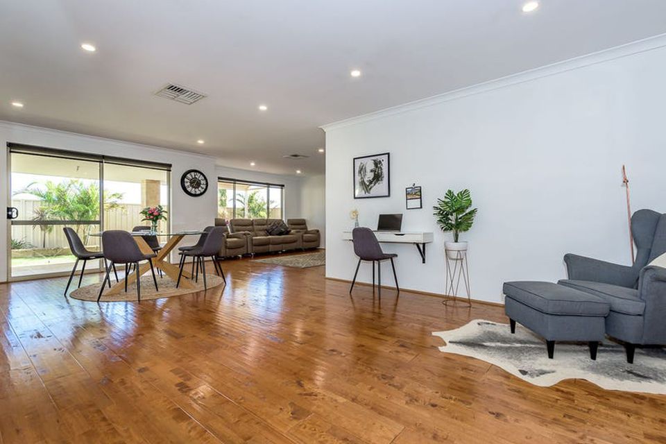 18 Forward Street , Baldivis