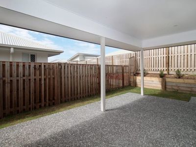 2 / 1 O'Reilly Drive, Coomera