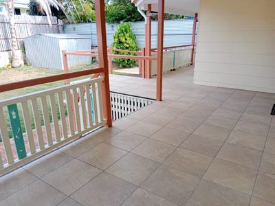 6 Barkala Close, West Gladstone