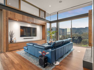 2 Tucketts Road, Mount Macedon