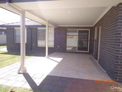 42 Champagne Drive, Dubbo