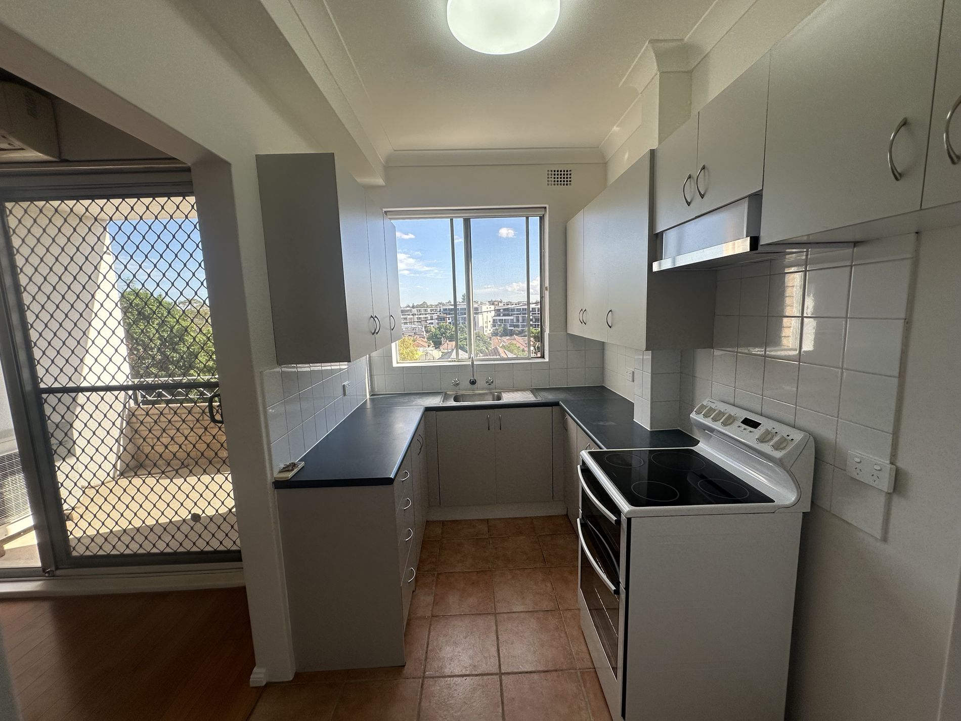 6 / 8-12 Station Street, Arncliffe