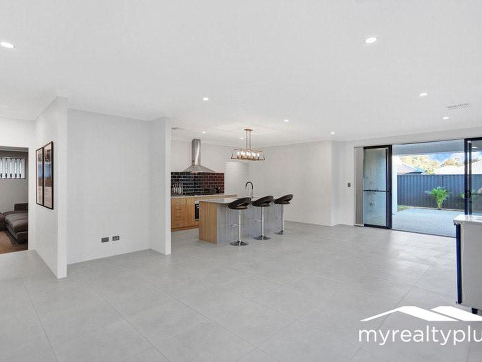 31 Rapallo Grove, Madora Bay