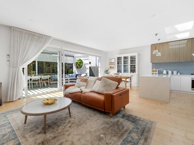 8 Collins Street, Williamstown