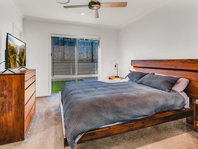 10 Kerang Street, Coomera