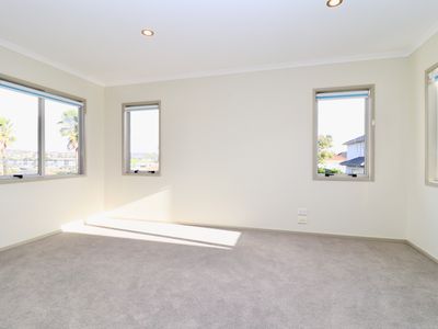 9 Chard Place, Flat Bush