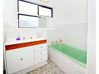 1 / 6 Ann Street, Geelong West