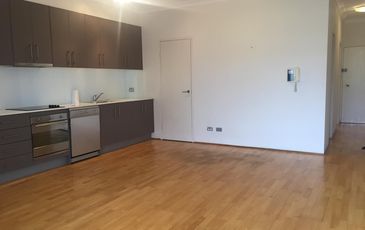 2 / 817 Anzac  Parade, Maroubra
