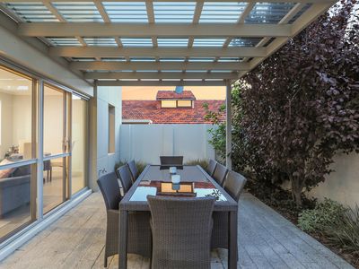 406C Canning Highway, Como