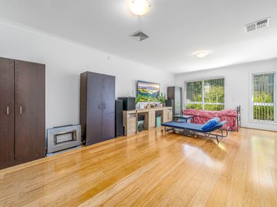 6 Sierra Avenue, Middleton Grange
