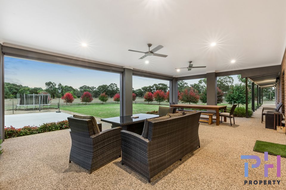 223 Schumakers Lane, Maiden Gully PH Property