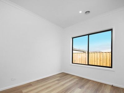 13 lightfoot way, Deanside