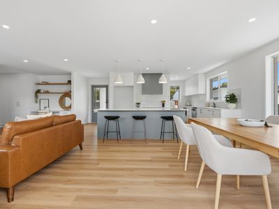 2 / 61 Stanley Street, Summerhill