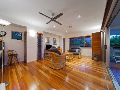 108 Petersen Street, Wynnum