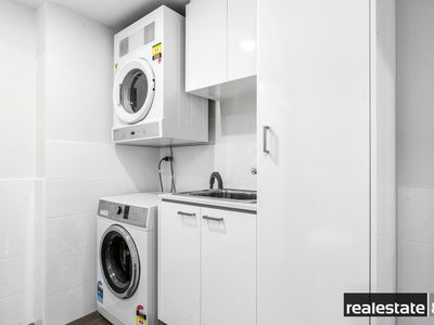 32 / 172 Railway Parade, West Leederville