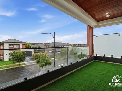 24 Gromark Terrace(THE GABLES), Box Hill