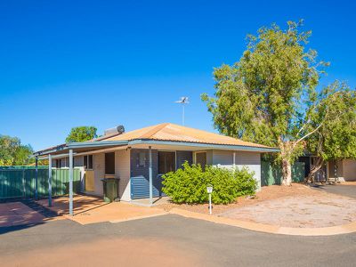 8 / 10 Dulverton Terrace, South Hedland