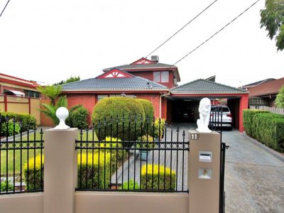 11 Wicks Court, Oakleigh South