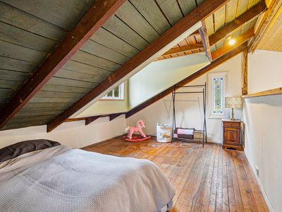 733 Denison Road, Lonnavale