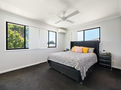 1 / 2 Tuition Street, Upper Coomera