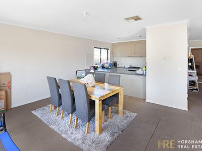 5 Matthews Court, Horsham