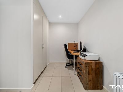 211 / 15 Baywater Drive, Wentworth Point