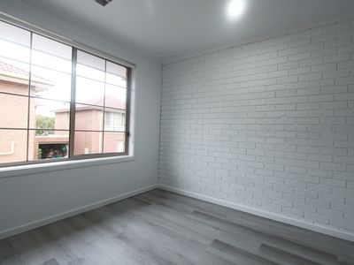 1 / 48-50 Kanooka Grove, Clayton