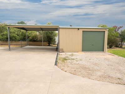 1428  KIEWA VALLEY HIGHWAY, Kiewa