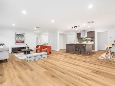 17 Perry Circuit, Cranbourne North