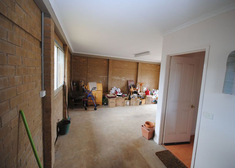 2 Manca Court, Portland