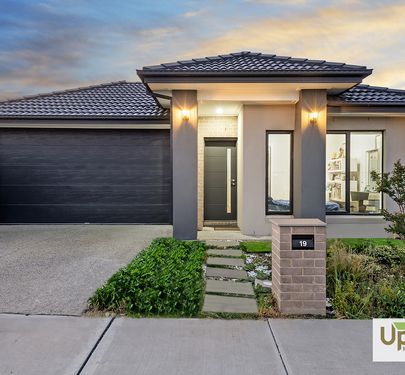 19 Merlot Way, Clyde North