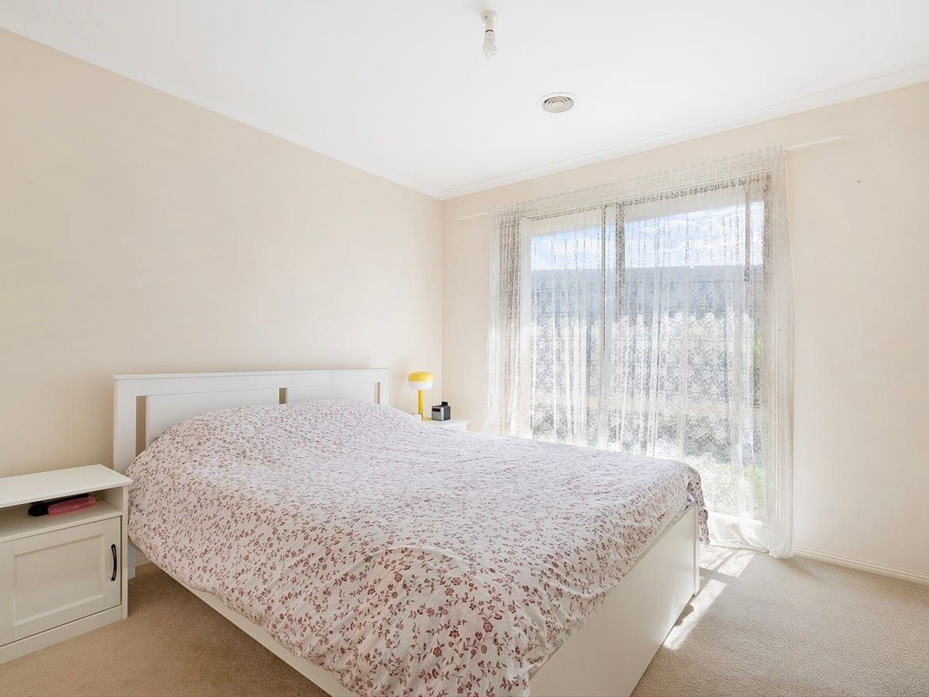 16 Burlington Chase, Hampton Park