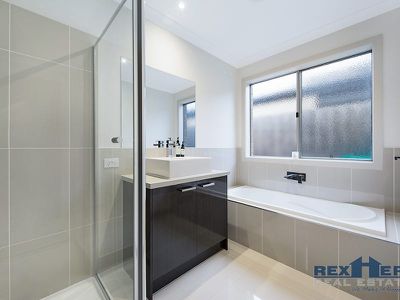 19 Sallys Run, Hampton Park