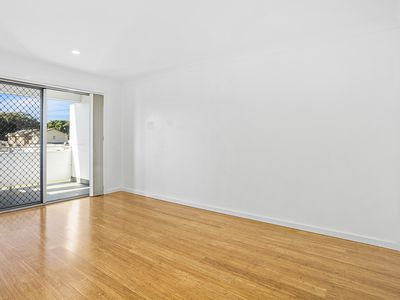 1 / 86b Waratah Street, Windang