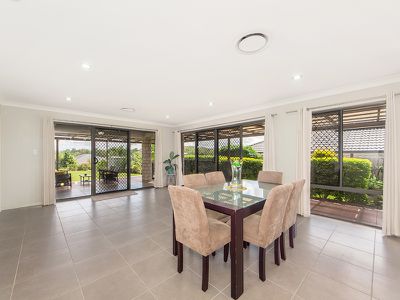 12 Piping Court, Raceview