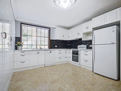 11A Adeline Crescent, Fletcher