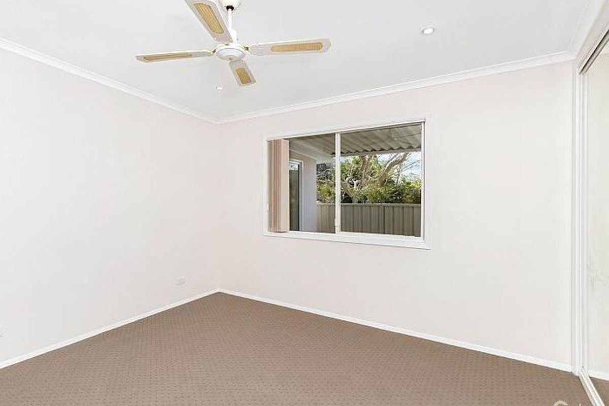 11 Lisarow Street, Lisarow