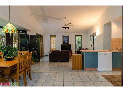 1 Cypress Close, Tewantin