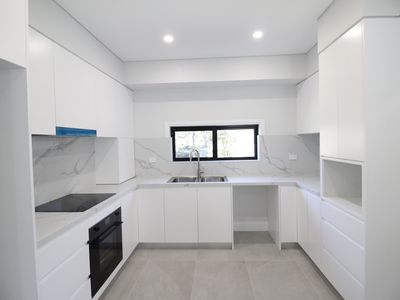 11 Browning Street, East Hills