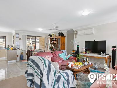 2 / 2 Osprey Court, Lowood