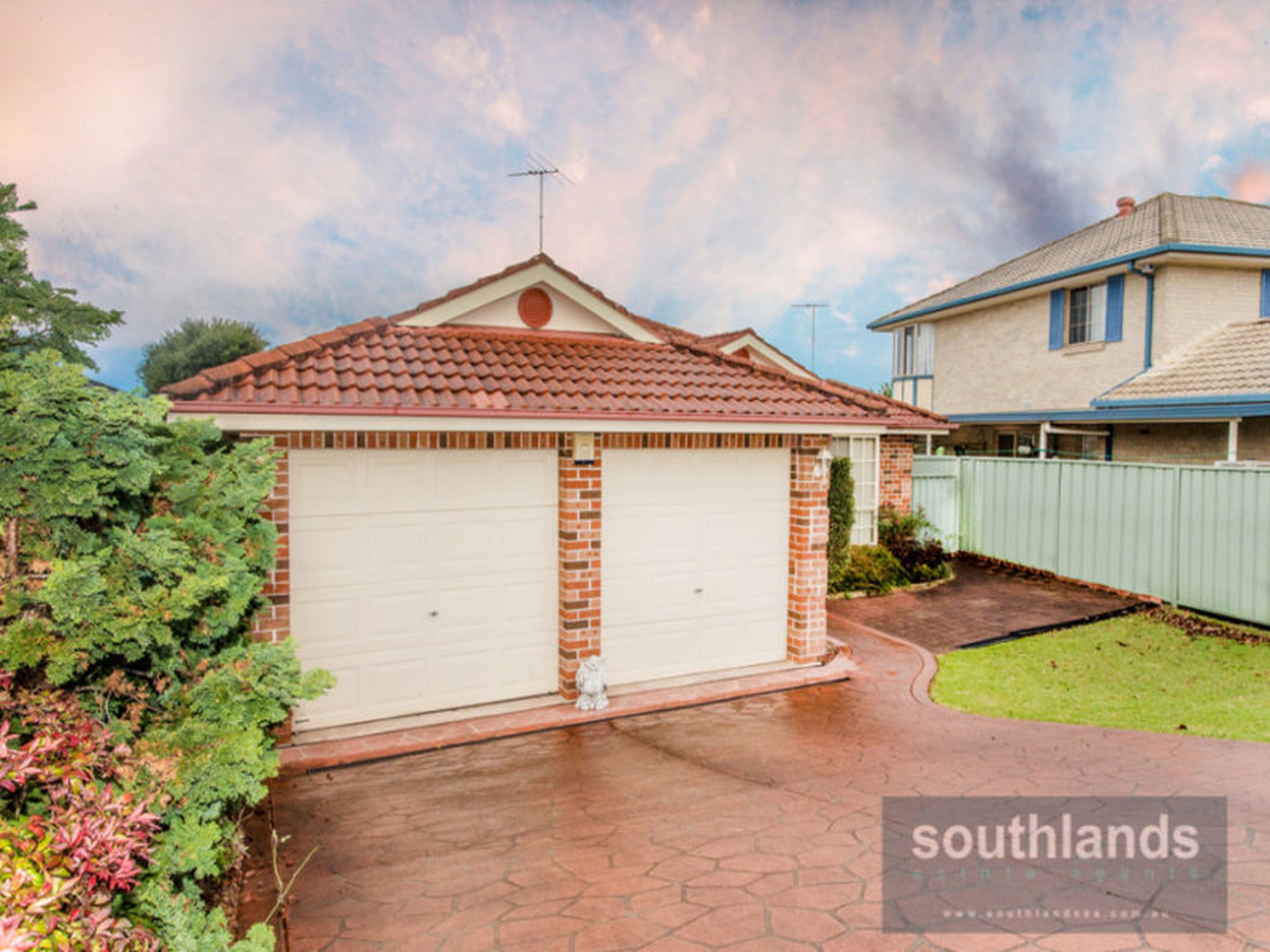 8 Sorenson Cres, GLENMORE PARK