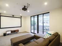 8 / 9 Mayhew Street, Sherwood