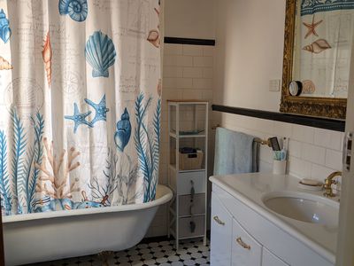 8 Hare Street, Lamington