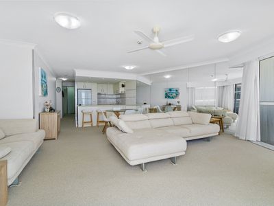 13D / 2 Nineteenth Avenue, Palm Beach