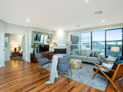 82B Bateman Road, Mount Pleasant