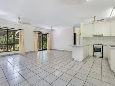 8 Invar Court, Woodroffe