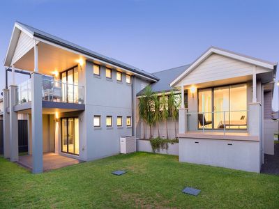 13 Haywards Bay Drive, Haywards Bay